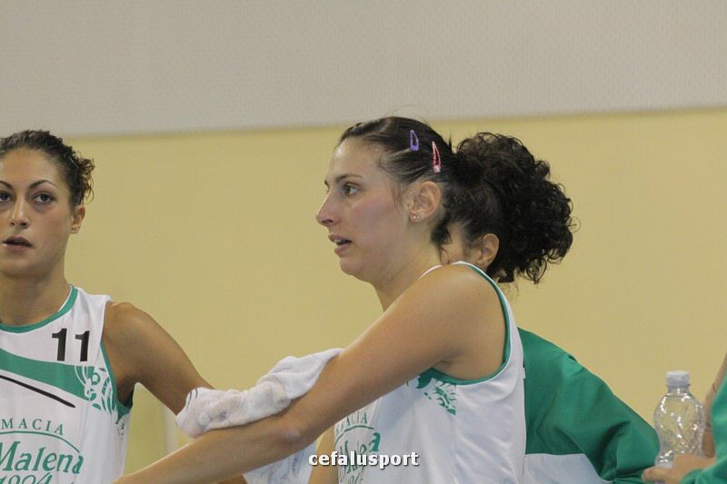 111030 volley 161_tn.jpg
